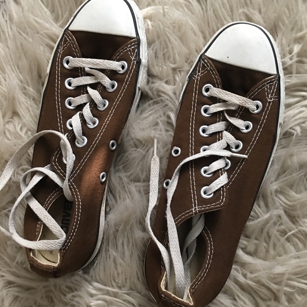 Brown chuck converse all stars